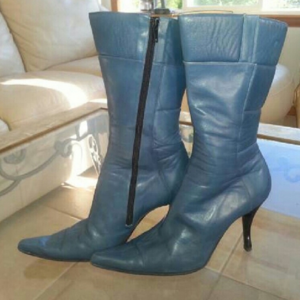 Women's leather boots